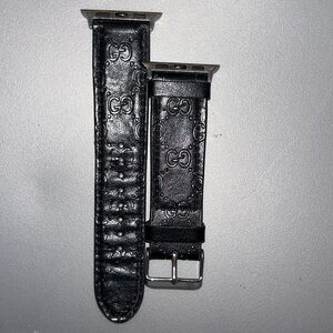 Boutique Gucci Black Apple Watch Band